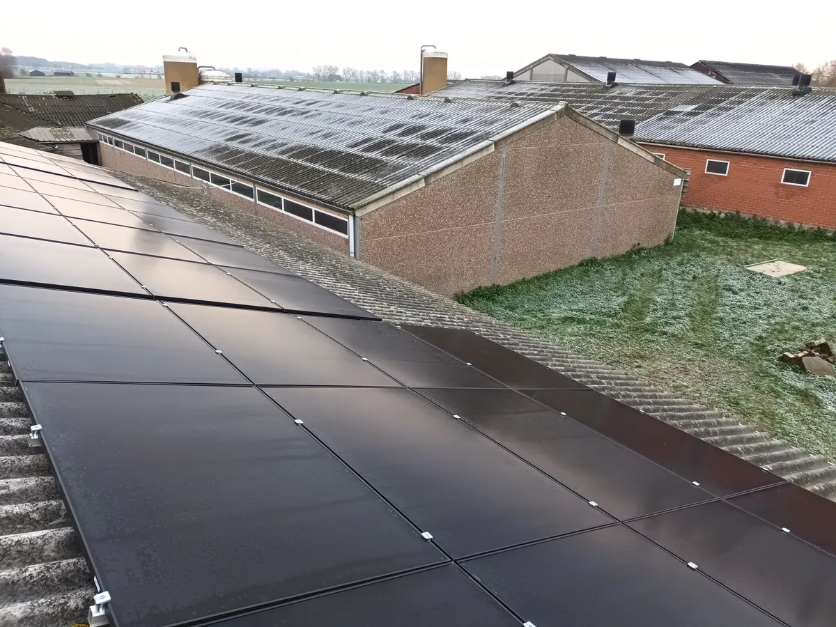 Zonnepanelen installatie Poperinge — Solarnation