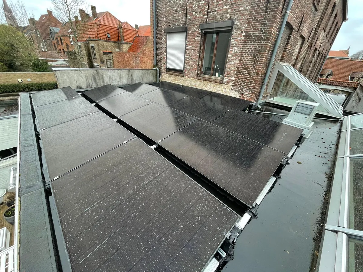 Zonnepanelen + Batterij + Slimme Sturing Brugge