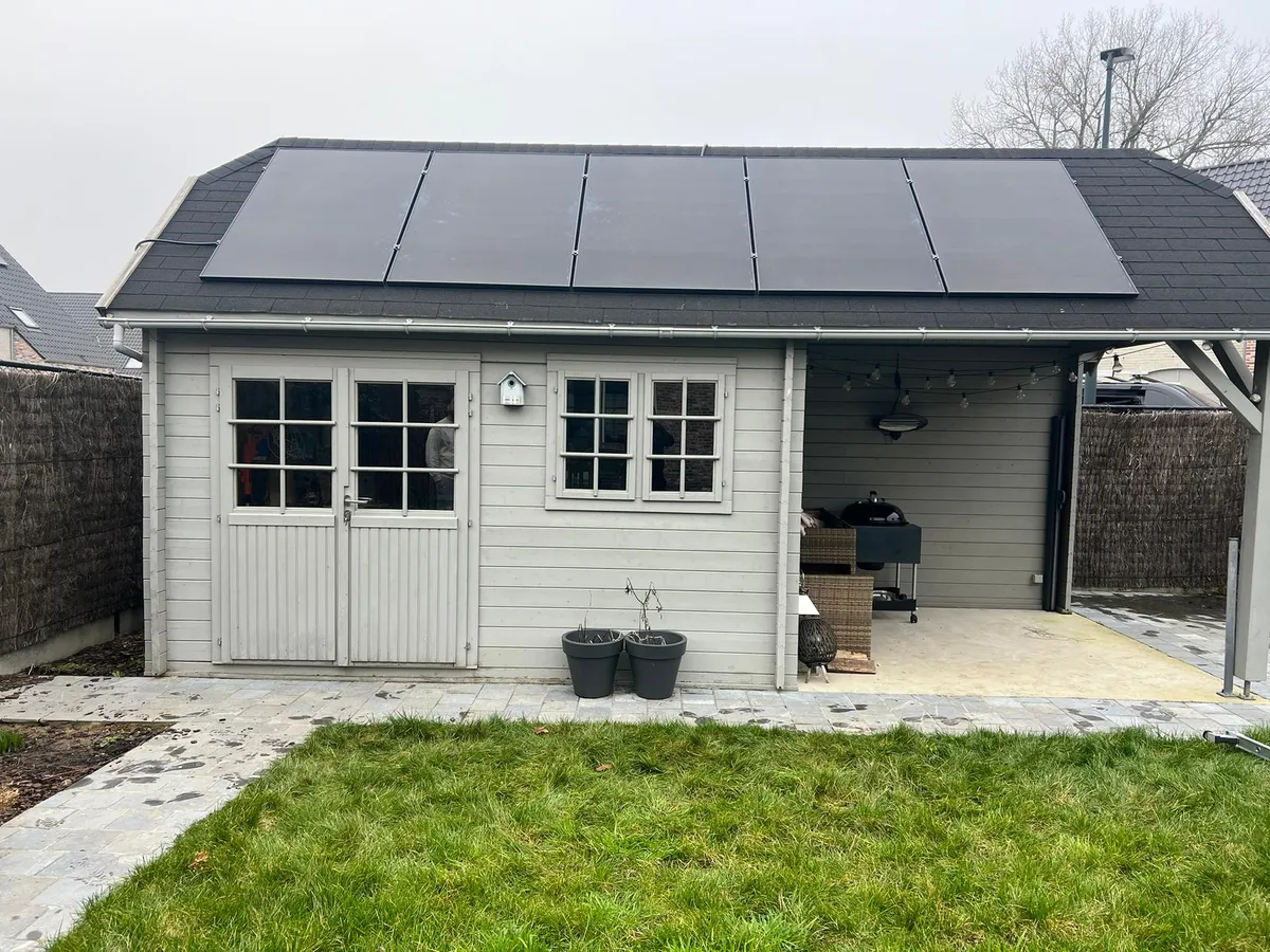 Zonnepanelen + Batterij + Slimme Sturing Harelbeke (8530) — Erkend installateur Solarnation Zonnepanelen + Batterij + Slimme Sturing installatie Harelbeke — Solarnation