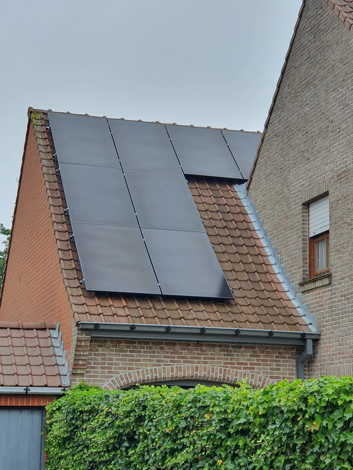 Zonnepanelen + Batterij + Slimme Sturing Ieper