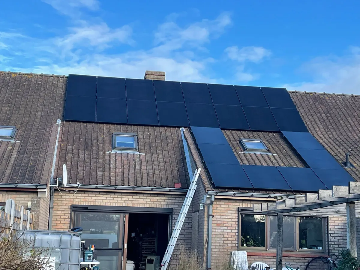 Panneaux solaires + Batterie + Pilotage Intelligent installation Kortemark — Solarnation
