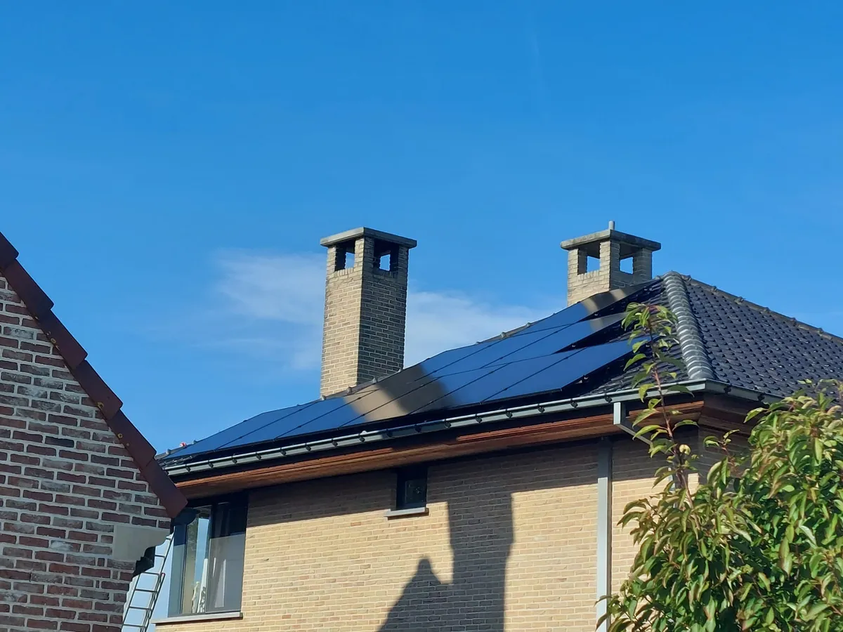 Zonnepanelen + Batterij + Slimme Sturing Laarne