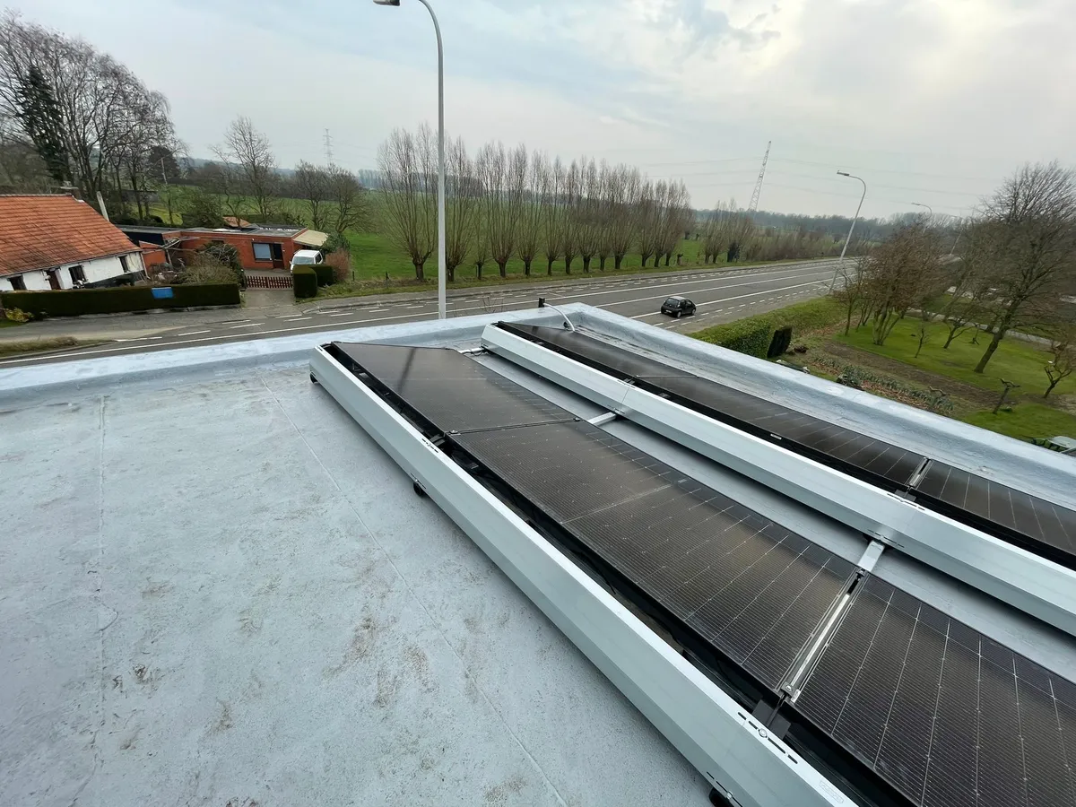 Zonnepanelen + Batterij + Slimme Sturing Zomergem