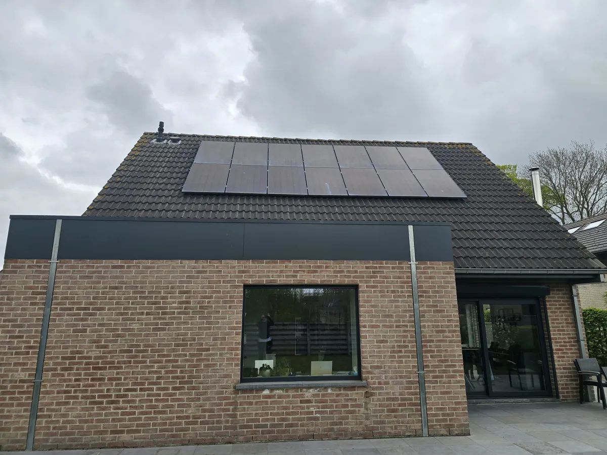 Aanpassing zonnepanelen installatie Poperinge — Solarnation