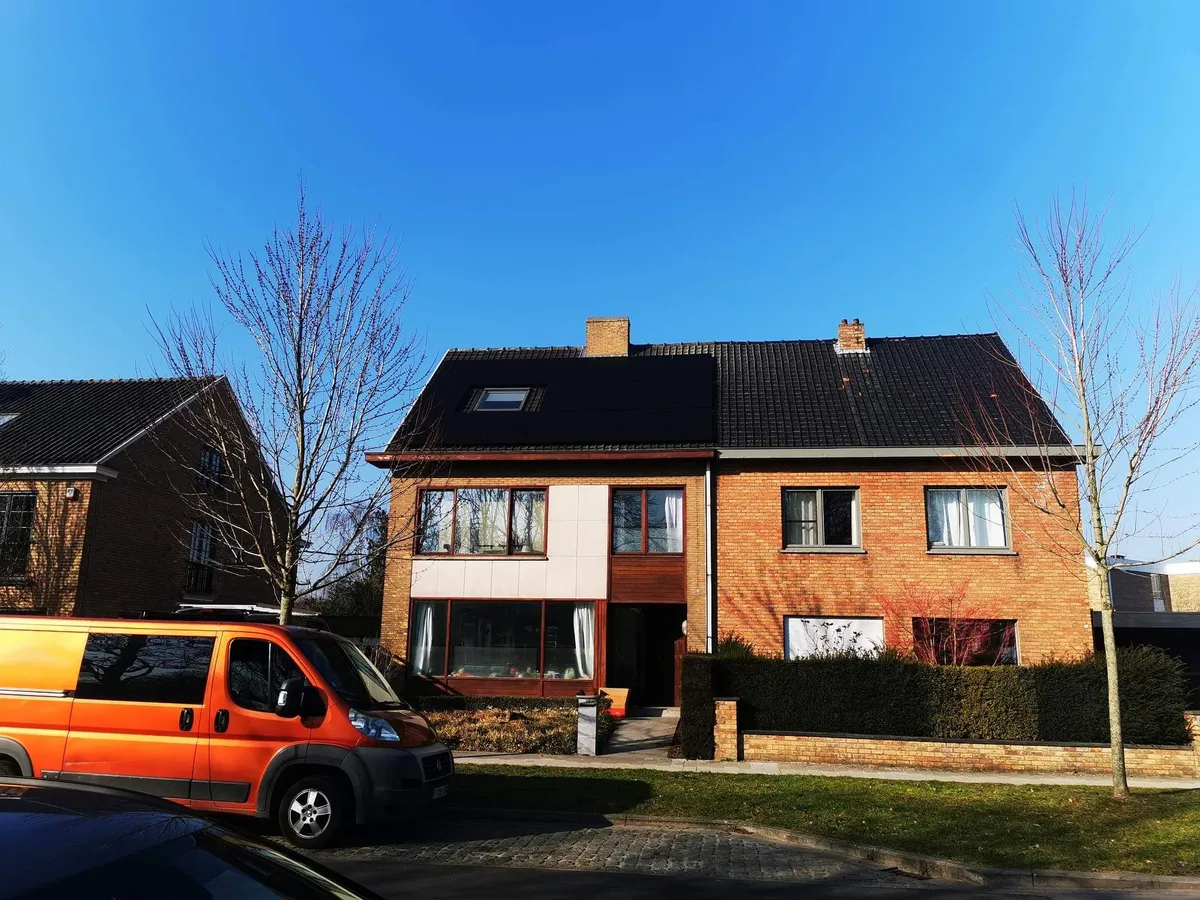 Zonnepanelen Brugge (8200) — Erkend installateur Solarnation Zonnepanelen installatie Brugge — Solarnation